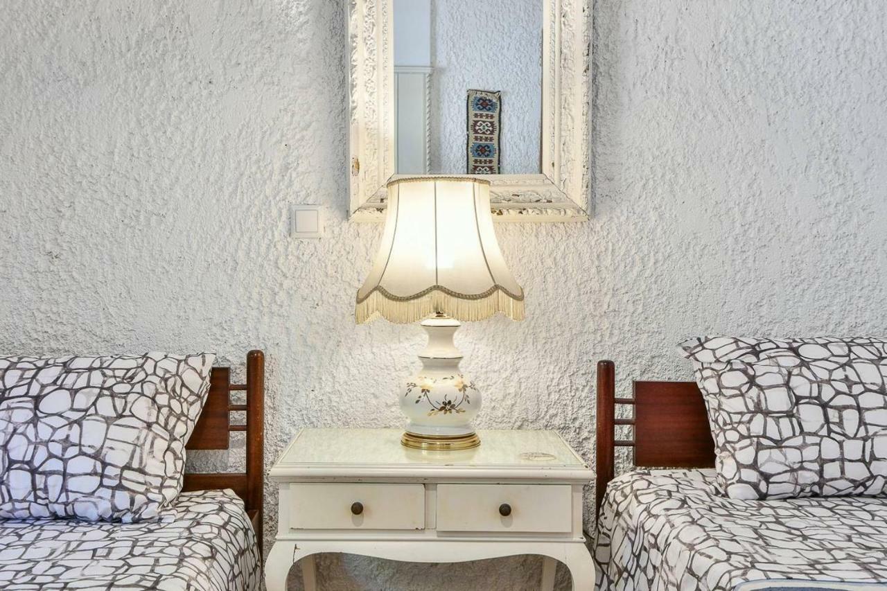 Light-Filled Home With Garden Near Beach Anavyssos Esterno foto